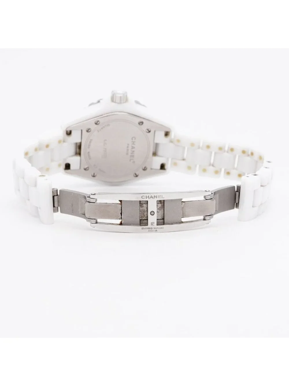 CHANEL experts watch images